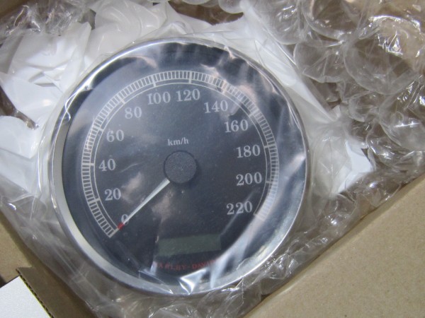 TACHOMETER